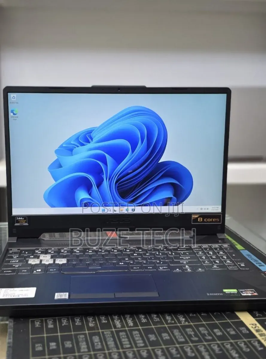 New Laptop Asus 16GB AMD Ryzen 9 SSD 512GB