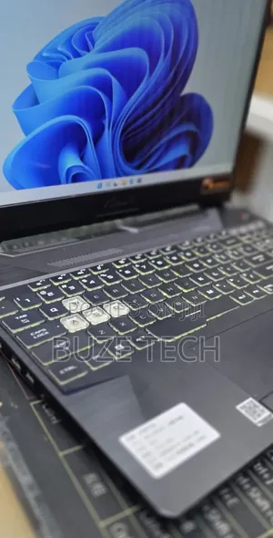 New Laptop Asus 16GB AMD Ryzen 9 SSD 512GB