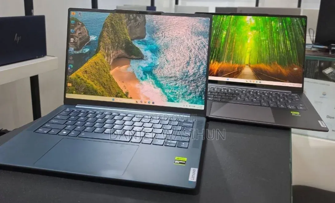 New Laptop Lenovo 6GB AMD Ryzen 7 SSD 512GB