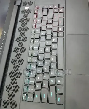 New Laptop Alienware M16 R1 16GB AMD Ryzen 9 SSD 1T