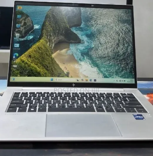 New Laptop HP EliteBook 840 G9 16GB Intel Core i7 SSD 512GB