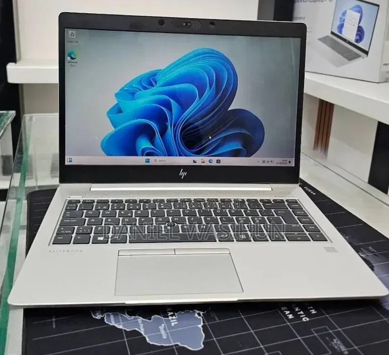 New Laptop HP EliteBook 830 G5 8GB Intel Core i5 SSD 512GB