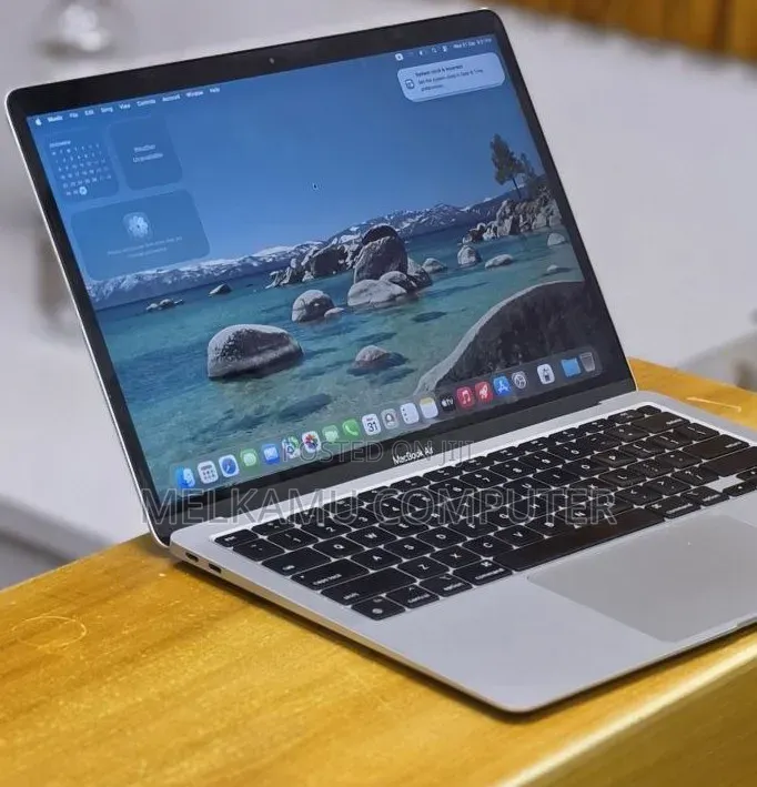 New Laptop Apple MacBook Air 2020 M1 8GB Apple M1 SSD 256GB