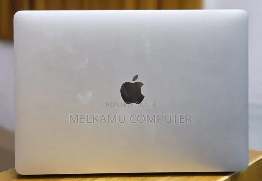 New Laptop Apple MacBook Air 2020 M1 8GB Apple M1 SSD 256GB