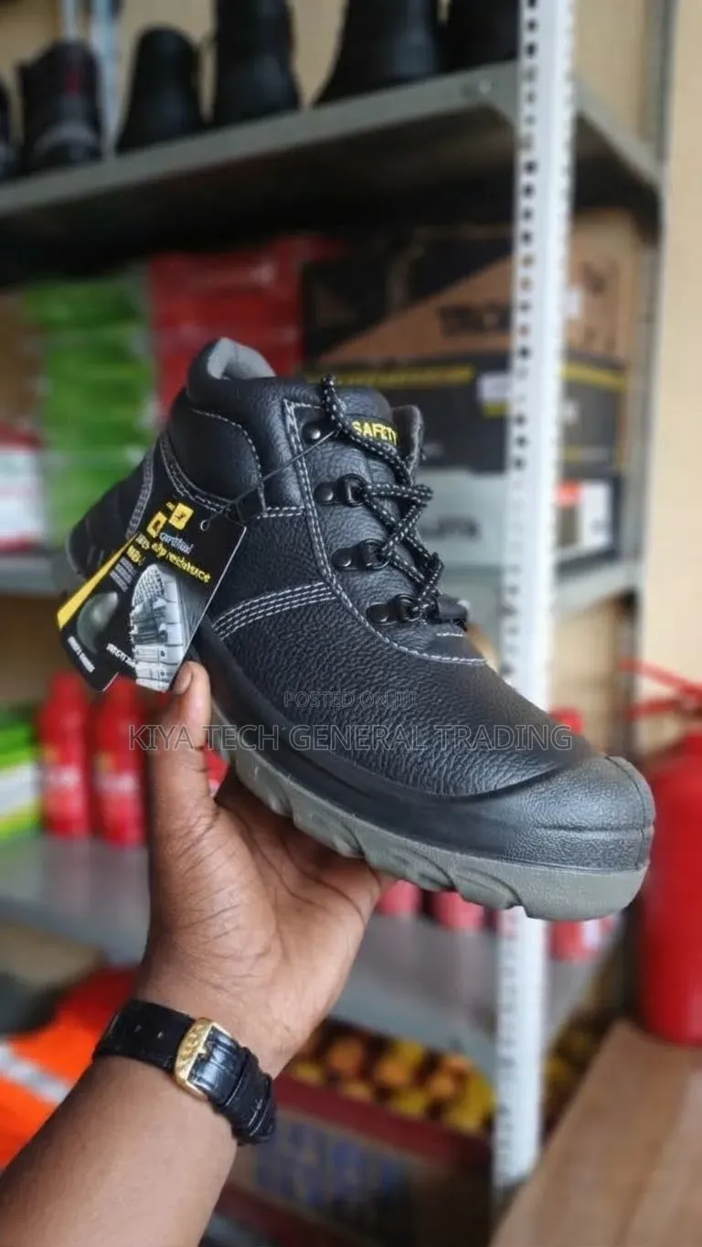 Safety Jogger Real Work Man Shoe!