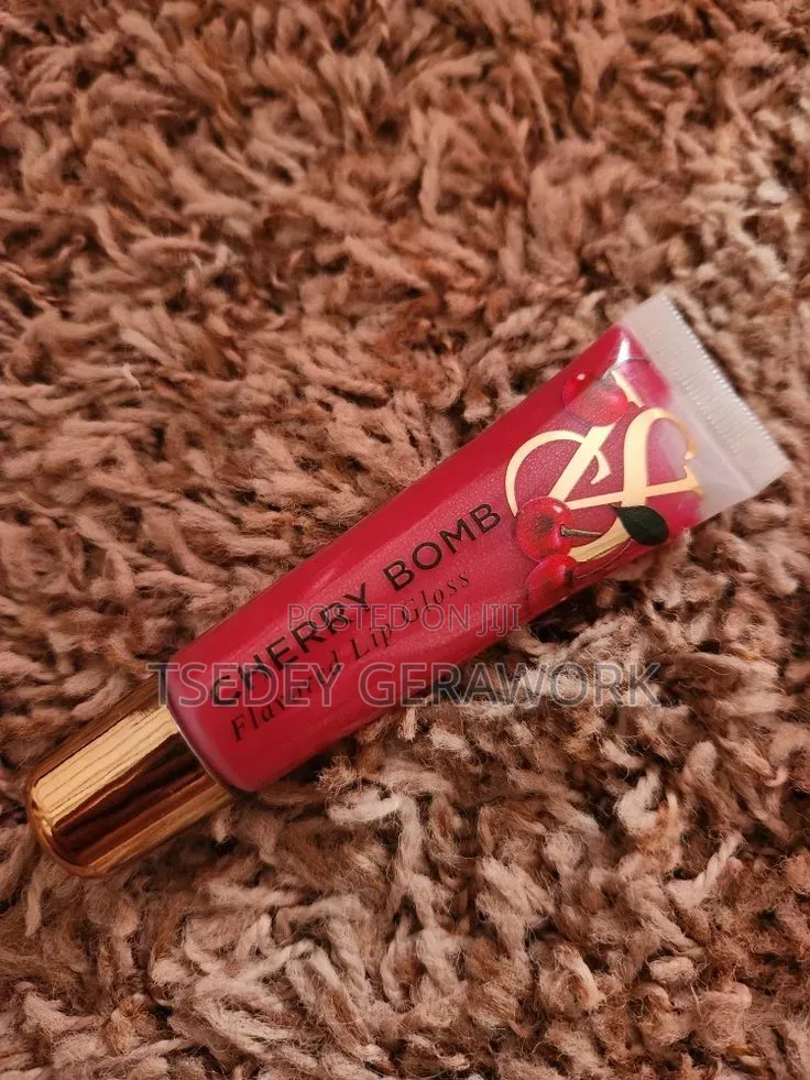 Victoria Secret Cherry Bomb 