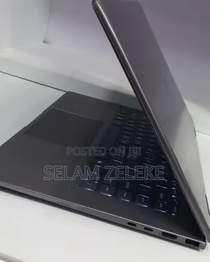New Laptop HP 16GB Intel Core Ultra 7 SSD 512GB