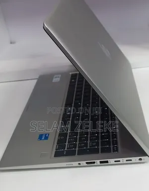 New Laptop HP 8GB Intel Core i5 SSD 512GB