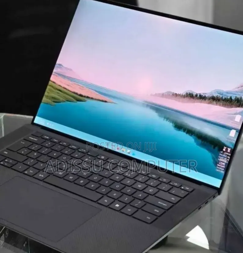 New Laptop Dell XPS 15 16GB Intel Core i7 SSD 512GB