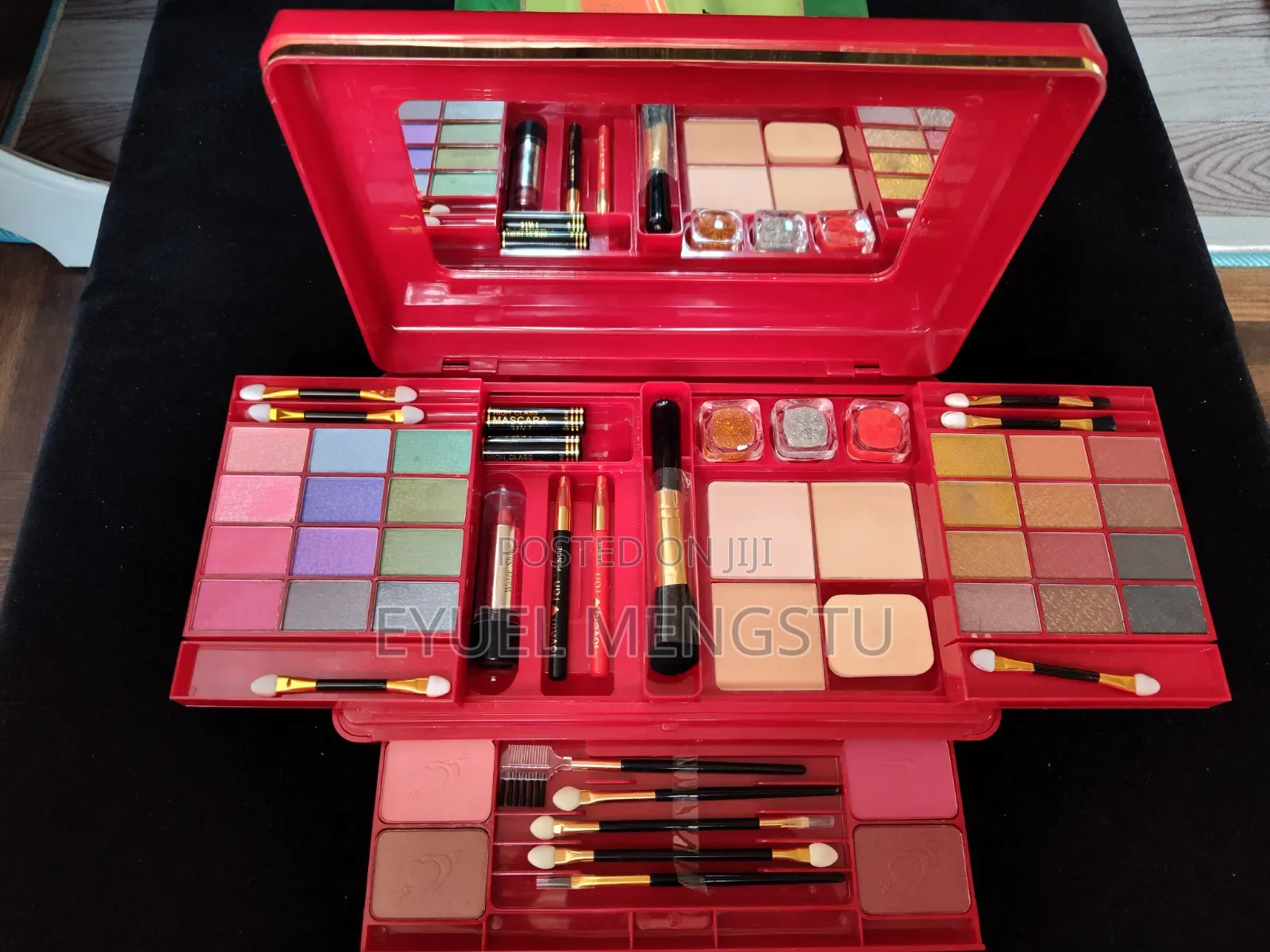 Make Up Package