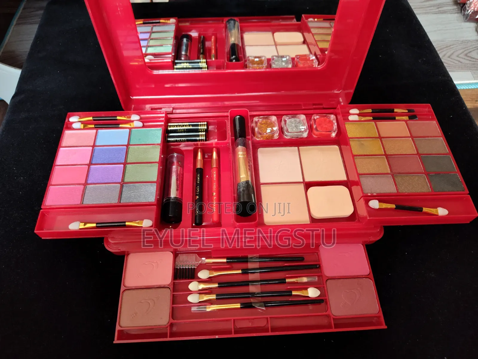 Make Up Package