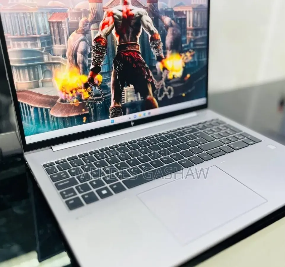 New Laptop HP ZBook Power G7 16GB Intel Core i7 SSD 512GB