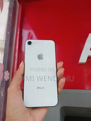 Apple iPhone 8 64 GB
