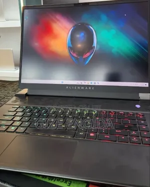 New Laptop Alienware M16 R1 16GB AMD Ryzen 9 SSD 1T