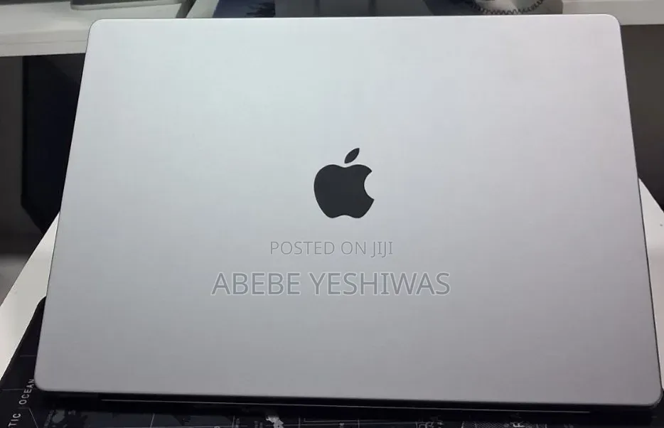 New Laptop Apple MacBook Pro 2021 M1 Max 32GB Apple M1 Pro SSD 1T