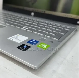 New Laptop HP Pavilion 15-eh0050wm 16GB Intel Core i5 SSD 512GB