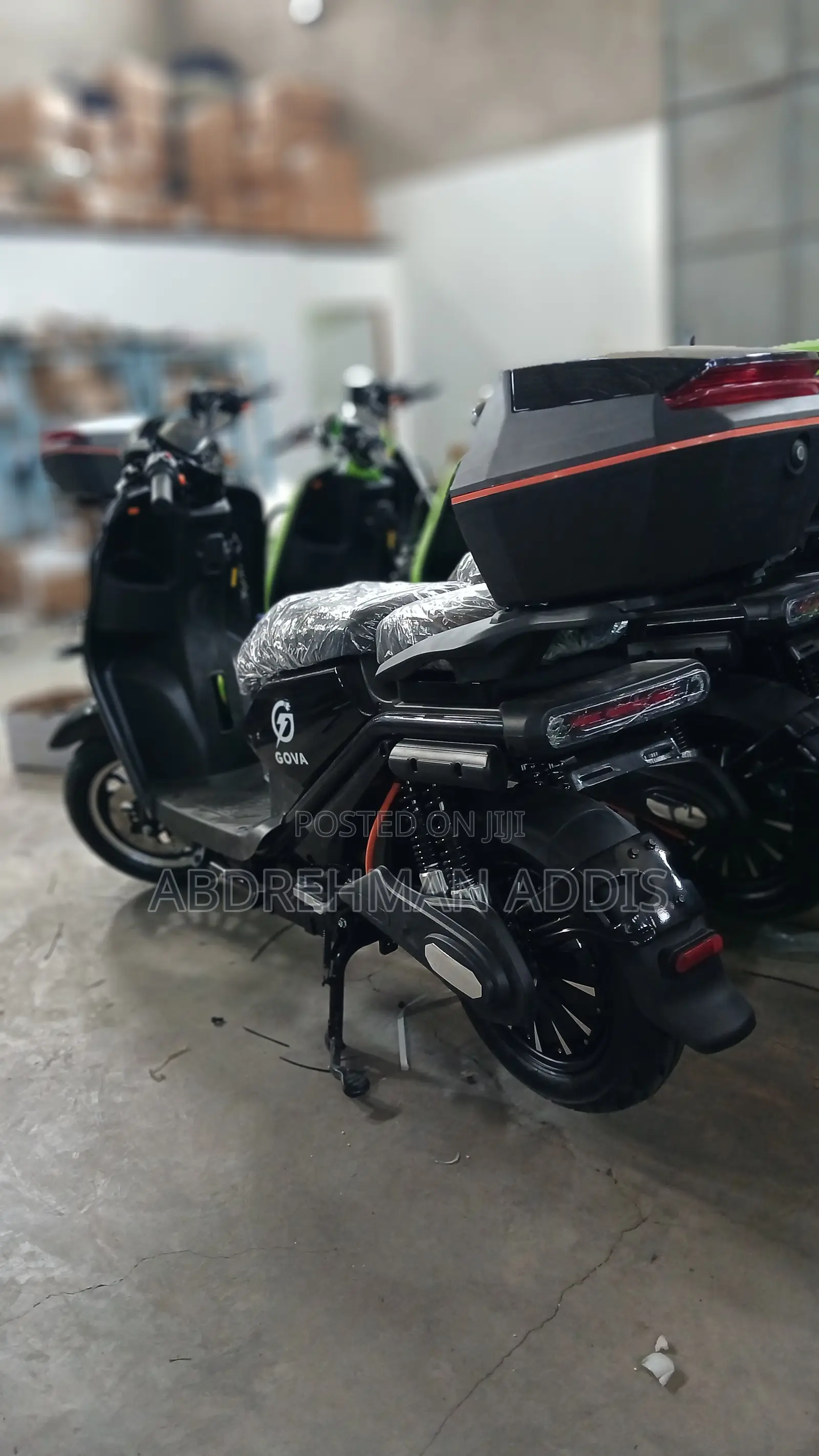 New Piaggio 2026 Black