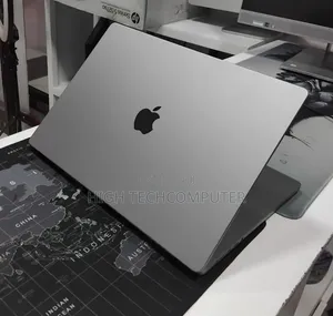 New Laptop Apple MacBook Pro 2021 M1 32GB Apple M1 Pro SSD 1T