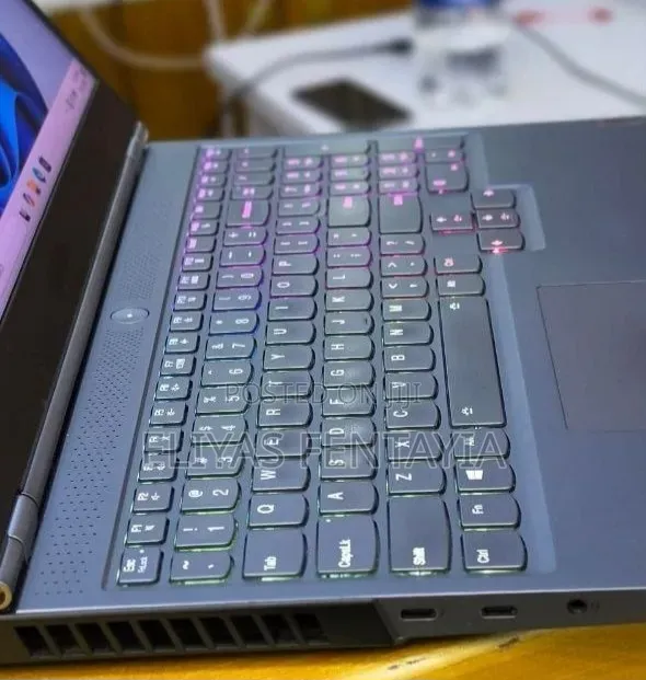 New Laptop Lenovo Legion 7 16GB Intel Core i7 SSD 512GB