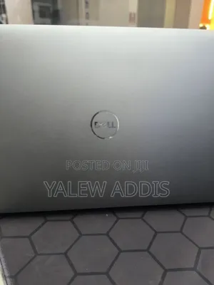 New Laptop Dell Precision 5570 16GB Intel Core i7 SSD 512GB