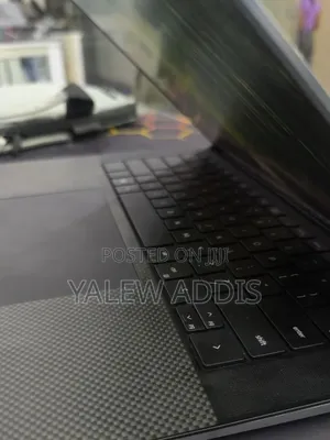 New Laptop Dell Precision 5570 16GB Intel Core i7 SSD 512GB