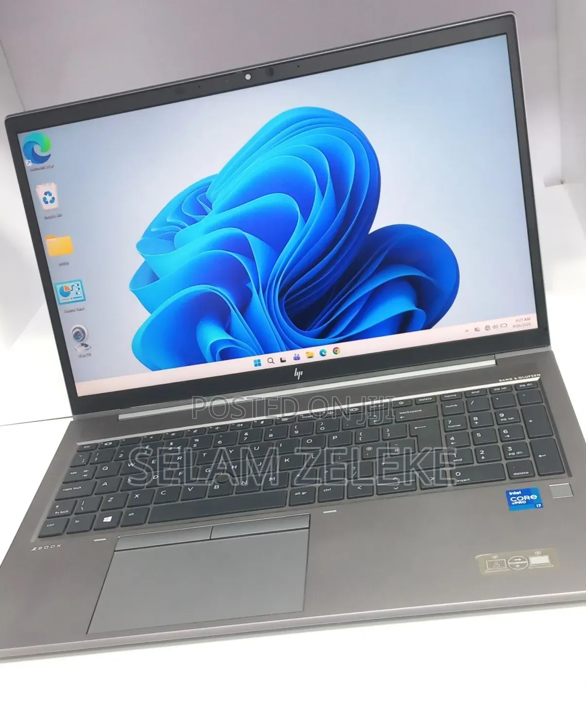 New Laptop HP ZBook Firefly G8 16GB Intel Core i7 SSD 512GB