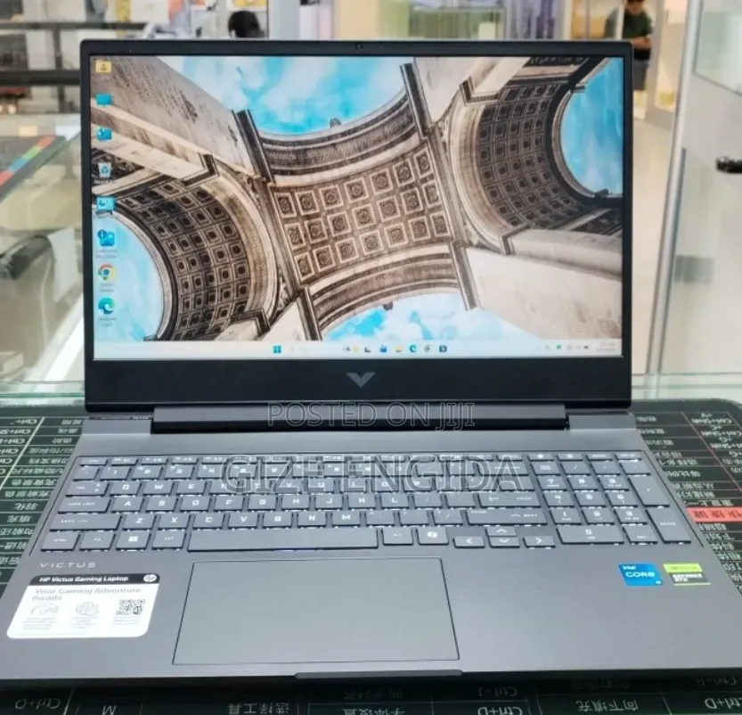New Laptop HP Victus 15 16GB Intel Core i5 SSD 512GB