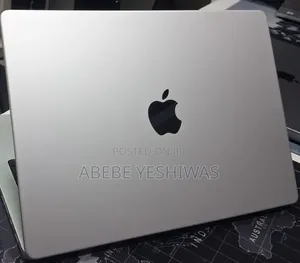 New Laptop Apple MacBook Pro 2024 M4 16GB Apple M4 Pro SSD 512GB