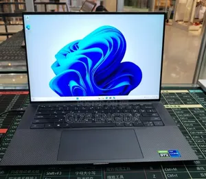 New Laptop Dell Precision 5560 16GB Intel Core i7 SSD 512GB