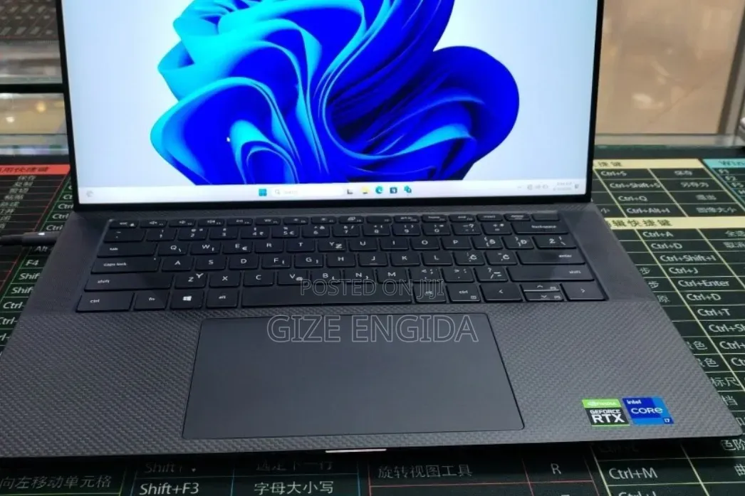 New Laptop Dell Precision 5560 16GB Intel Core i7 SSD 512GB