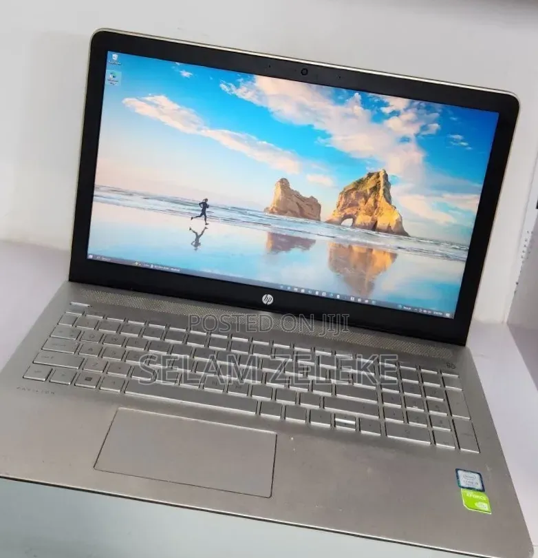 New Laptop HP 8GB Intel Core i5 HDD 1T