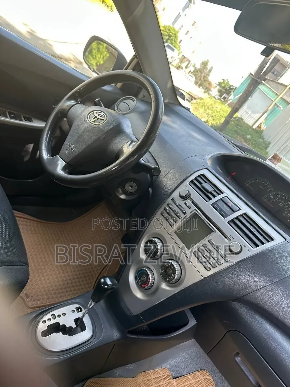 Toyota Yaris 2009 Silver
