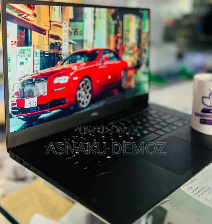 New Laptop Dell XPS 15 16GB Intel Core i7 SSD 512GB