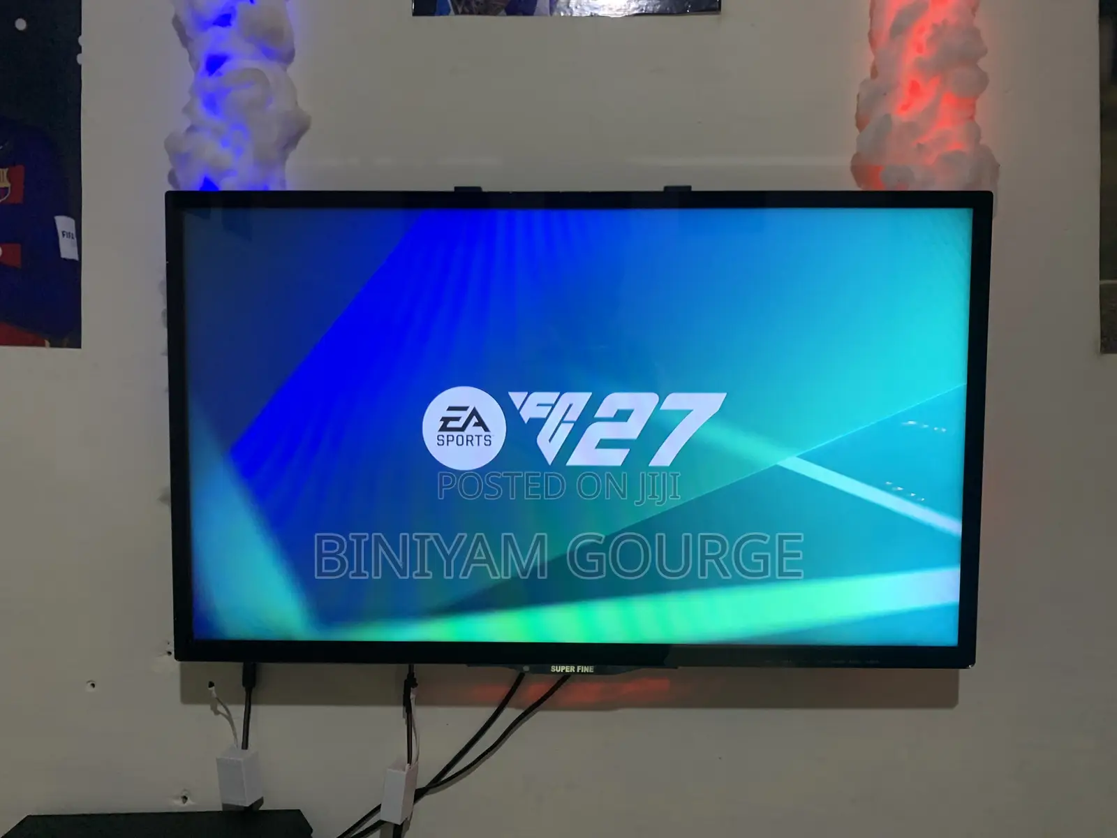 Super Fine 32 Inch TV