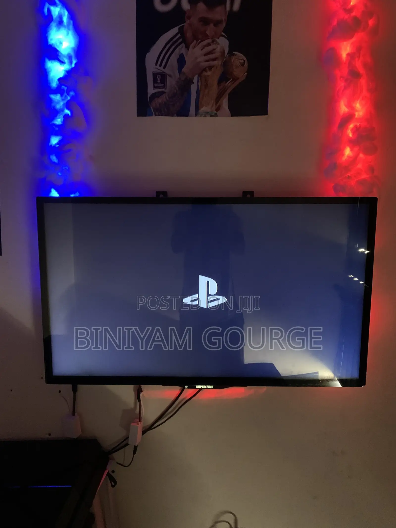 Super Fine 32 Inch TV