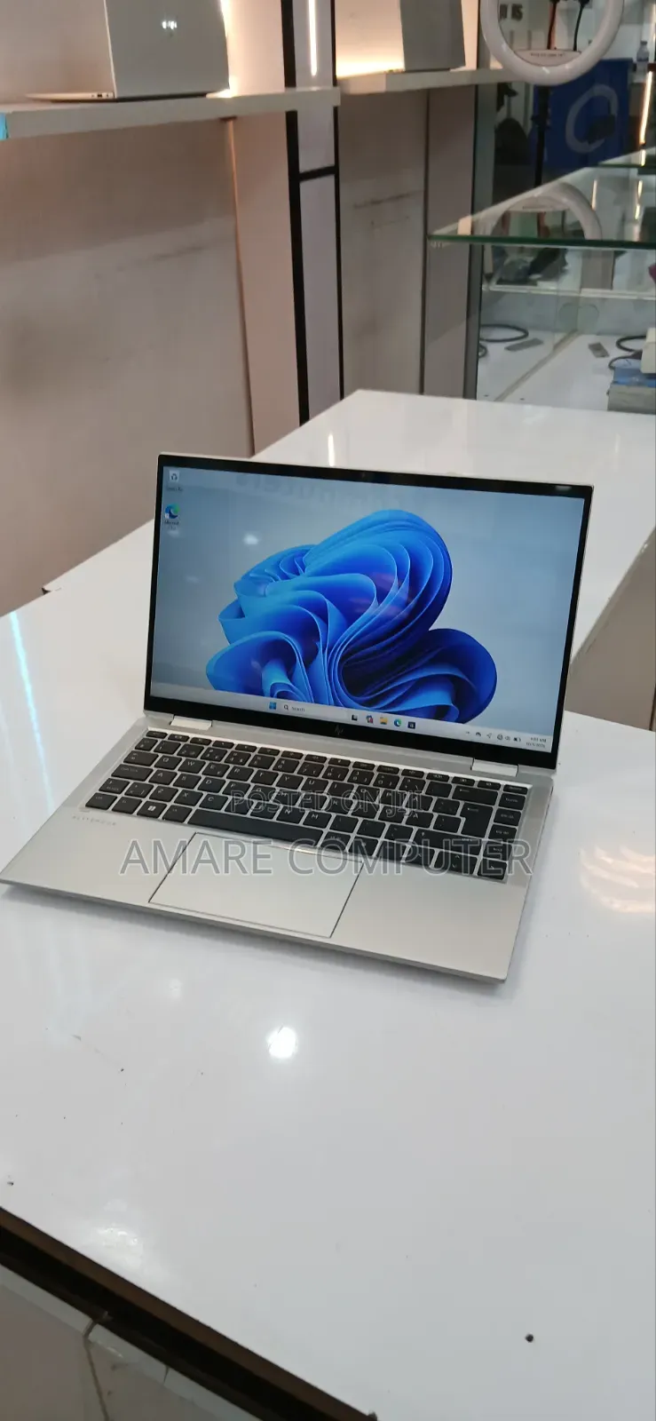 New Laptop HP EliteBook 1040 G8 16GB Intel Core i5 SSD 512GB