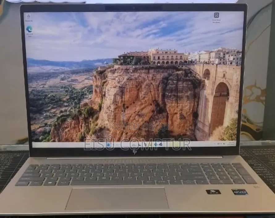 New Laptop HP Pavilion 15t 16GB Intel Core i7 SSD 1T