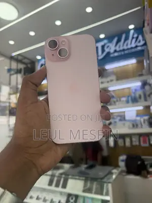 Apple iPhone 15 128 GB Pink