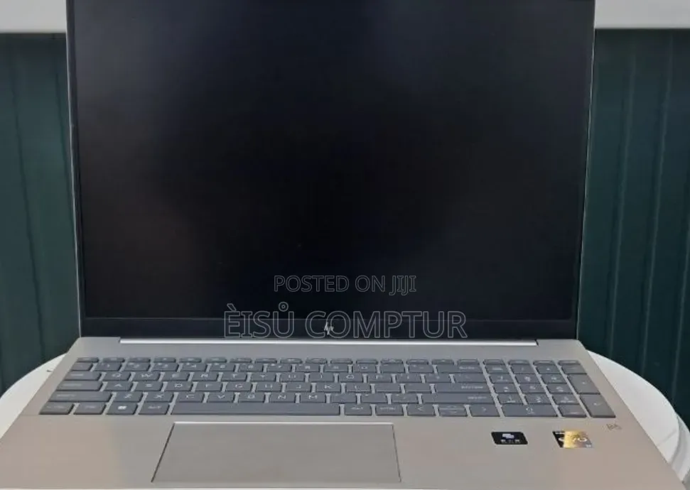 New Laptop HP Pavilion 15t 16GB Intel Core i7 SSD 1T