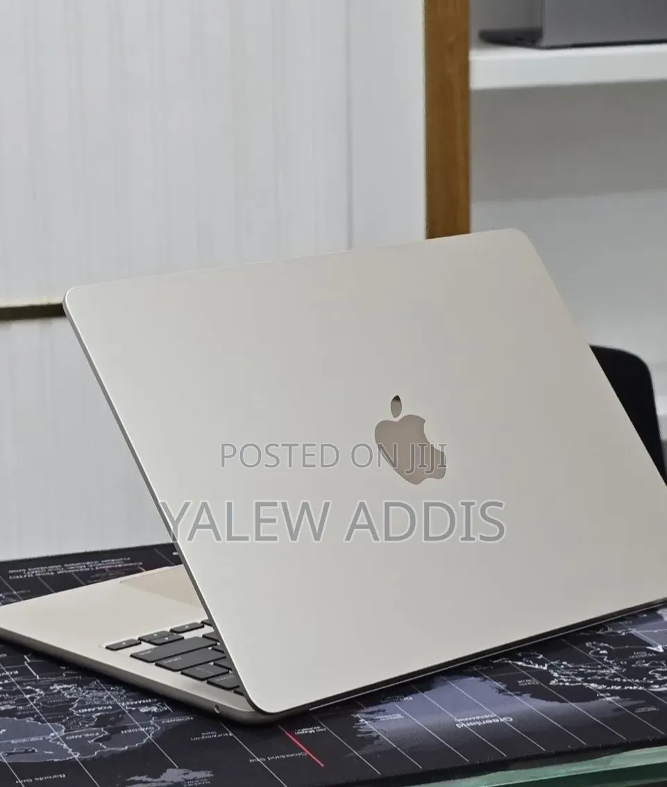 New Laptop Apple MacBook Air 2022 M2 16GB Apple M2 SSD 256GB