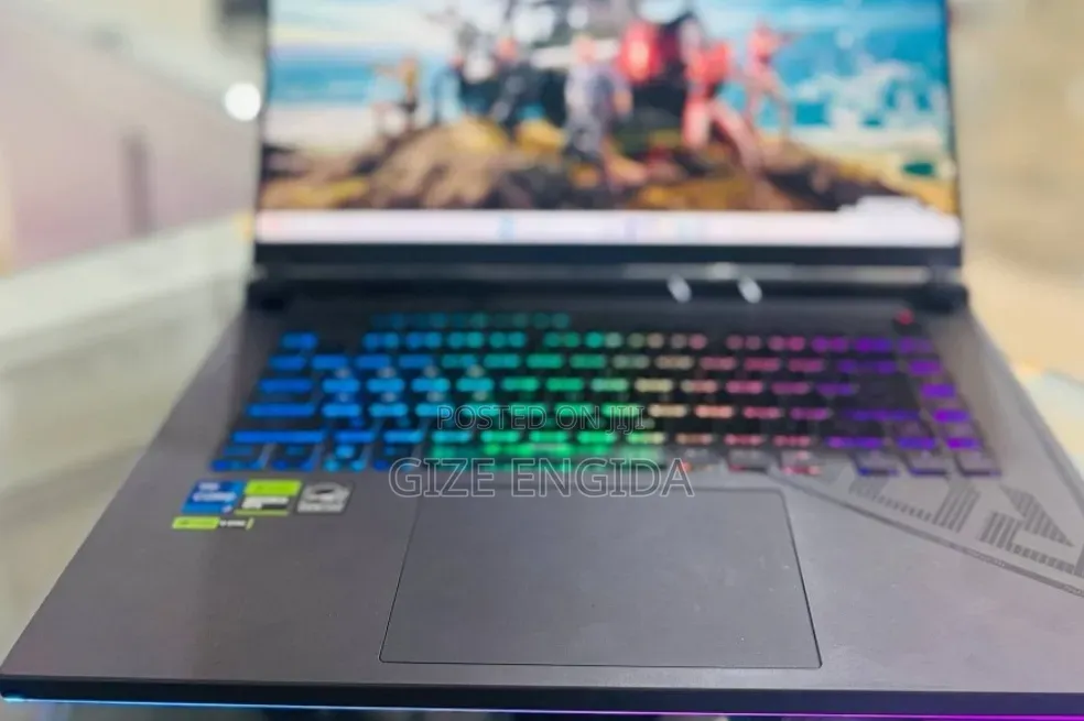 New Laptop Asus ROG Strix G16 16GB Intel Core i7 SSD 1T
