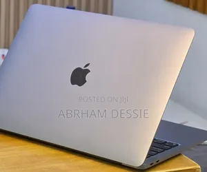 New Laptop Apple MacBook Air 2020 M1 16GB Apple M1 SSD 512GB
