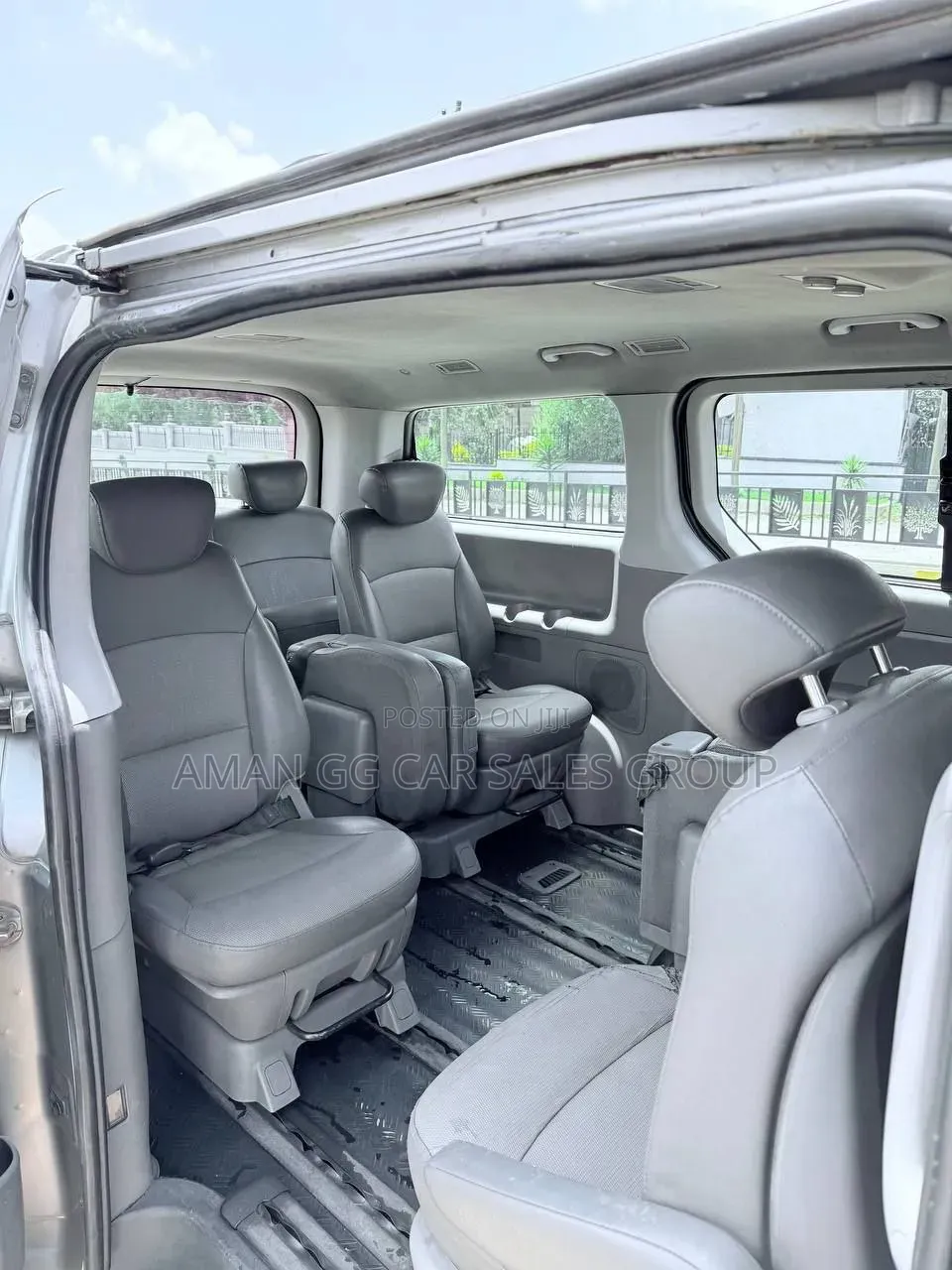 Hyundai Starex 2011 Silver