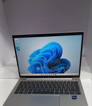 New Laptop HP EliteBook 830 G9 16GB Intel Core i5 SSD 512GB