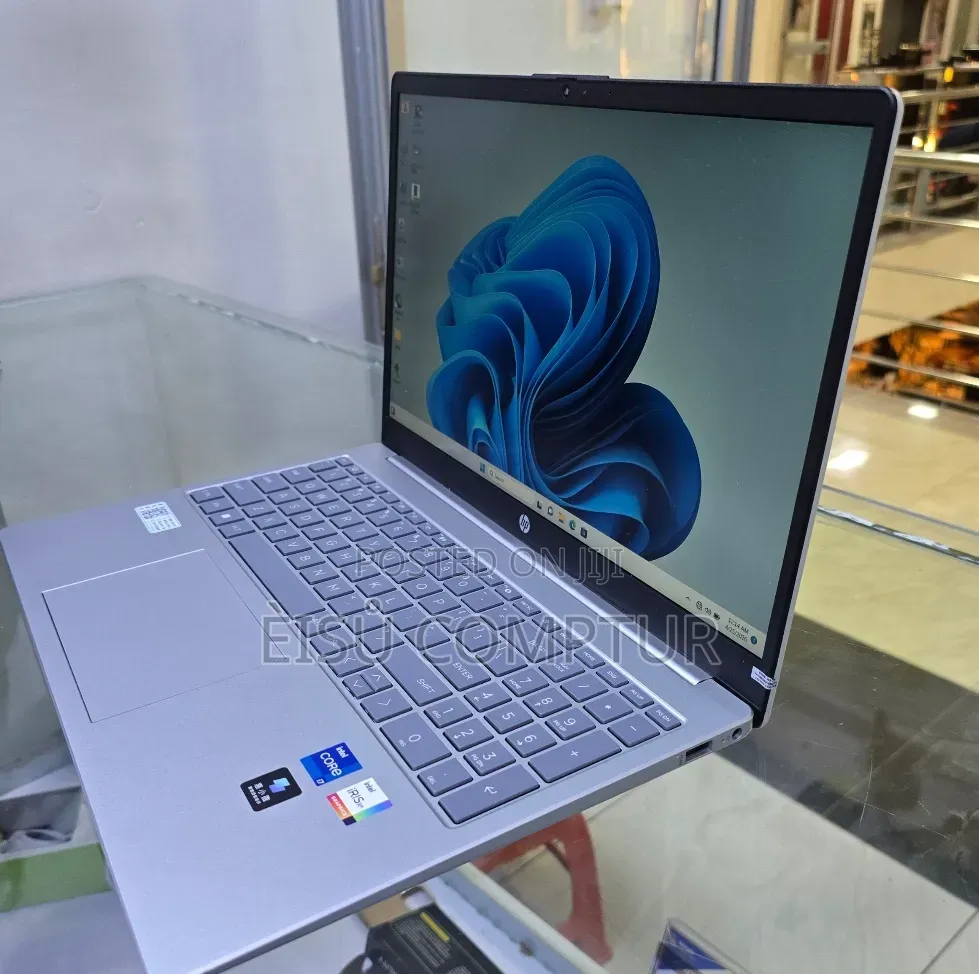 New Laptop HP Stream Notebook 16GB Intel Core i7 SSD 1T