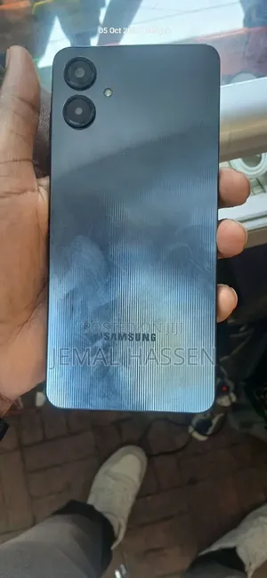 New Samsung Galaxy A06 64 GB Blue