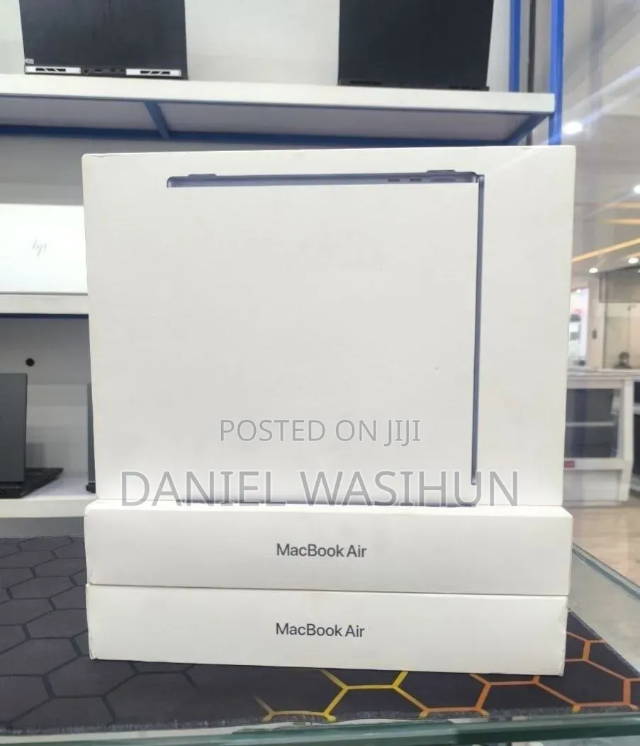 New Laptop Apple MacBook Air 2026 M5 16GB Apple M5 SSD 512GB
