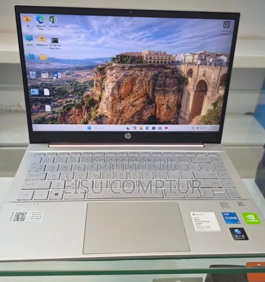 New Laptop HP Pavilion 14 16GB Intel Core i5 SSD 512GB