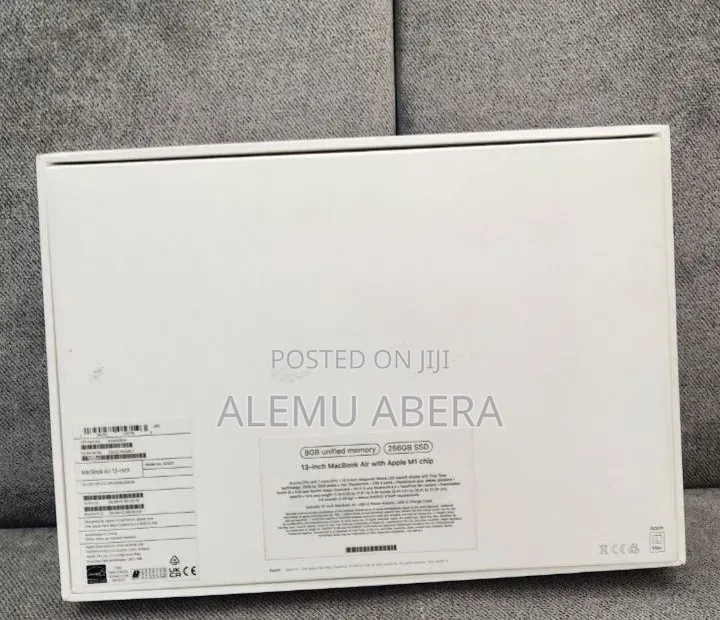 New Laptop Apple MacBook Air 2020 M1 8GB Apple M1 SSD 256GB