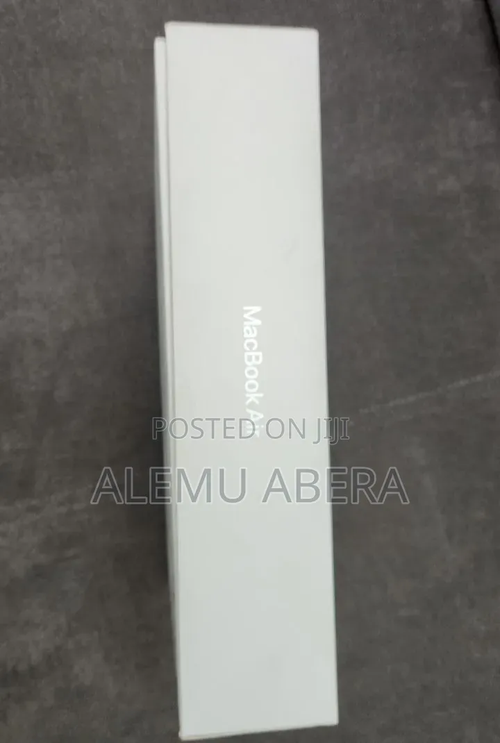 New Laptop Apple MacBook Air 2020 M1 8GB Apple M1 SSD 256GB